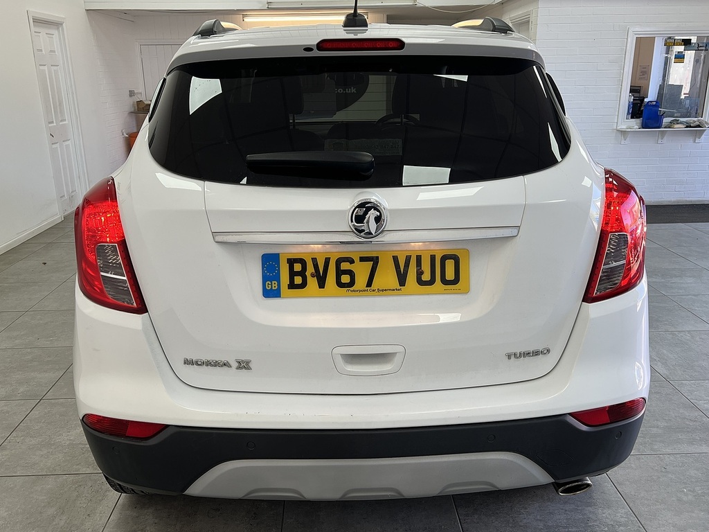 Vauxhall Mokka X I Turbo Elite Nav BV67VUO White #4