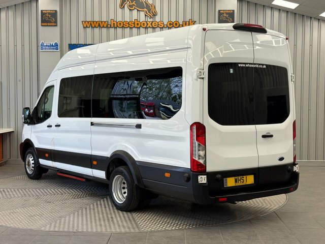 Ford Transit Custom 2019 2.0 Ecoblue 130 Bhp 460 L4 H3 Leader 17 Seate LG69BOU White #4