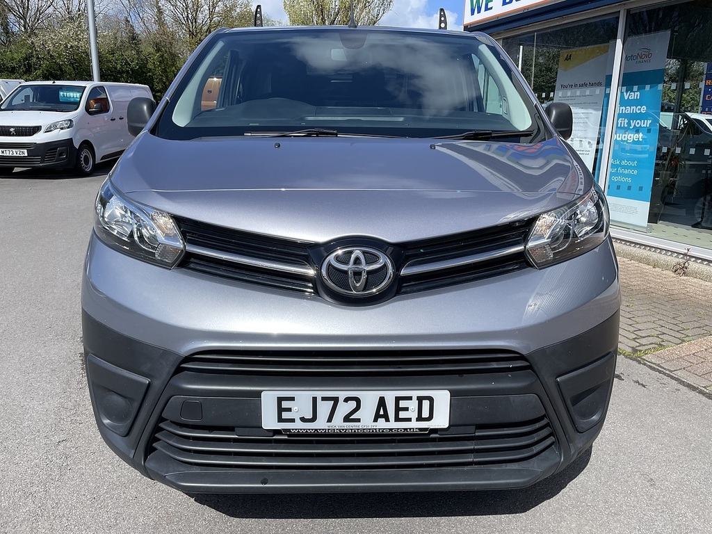 Toyota PROACE 1.5D Icon Medium Panel Van 6Dr Mwb E Grey #4