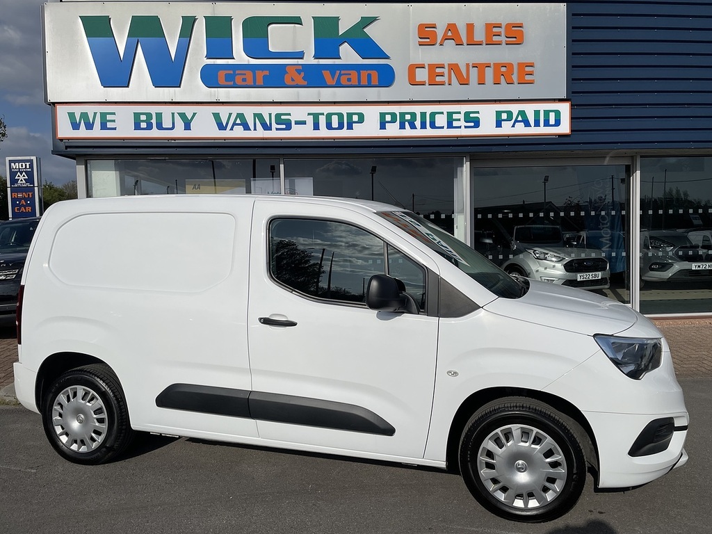 Vauxhall Combo 1.6 Turbo D 2300 Sportive Panel Van Man White #2