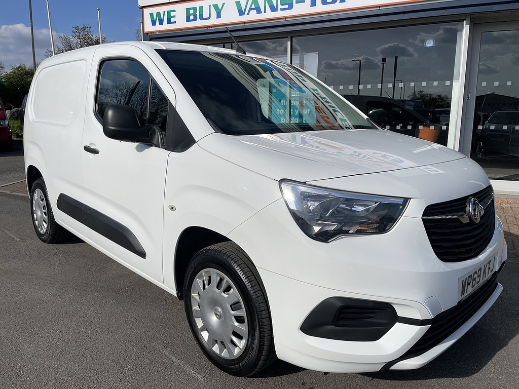Vauxhall Combo 1.6 Turbo D 2300 Sportive Panel Van Man White #3