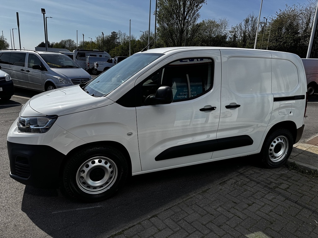 Citroen Berlingo 1.5 Bluehdi 1000 Worker M Panel Van Man MW69FFR White #6