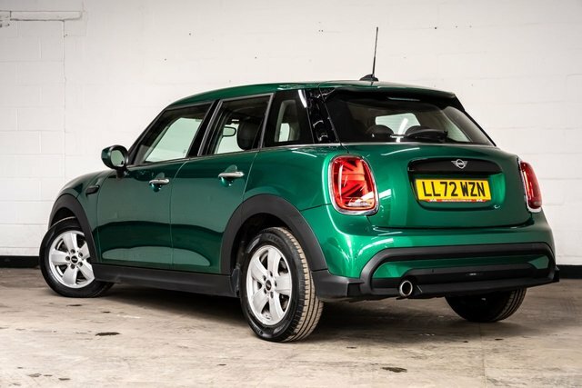 Mini Hatch 2022 1.5 Cooper Classic Hatchback Stept LL72WZN Green #3