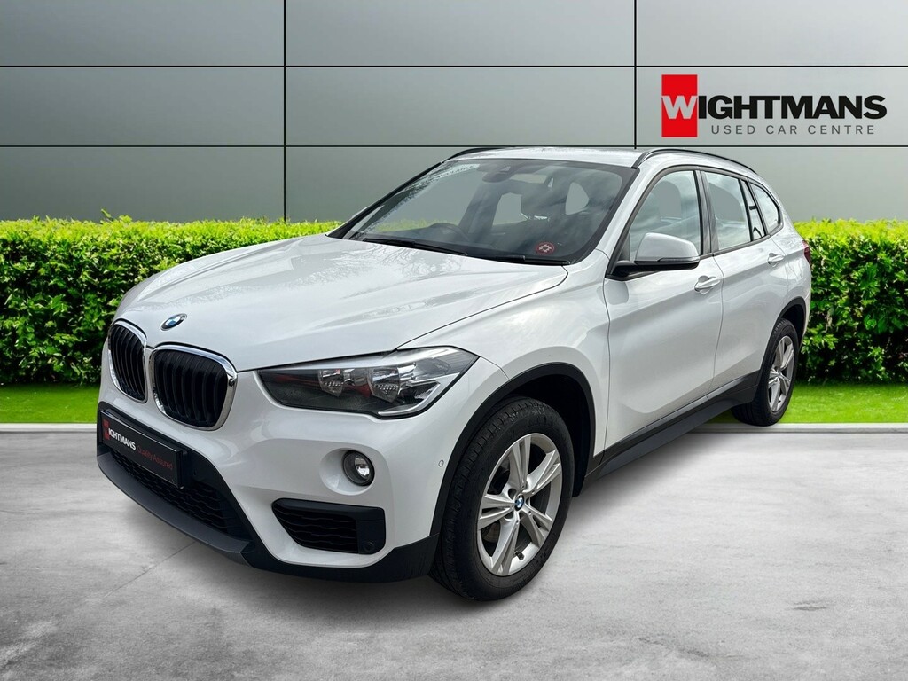 BMW X1 Suv 2.0 X1 Sdrive18d Se 2017 GJ67WZR White #3