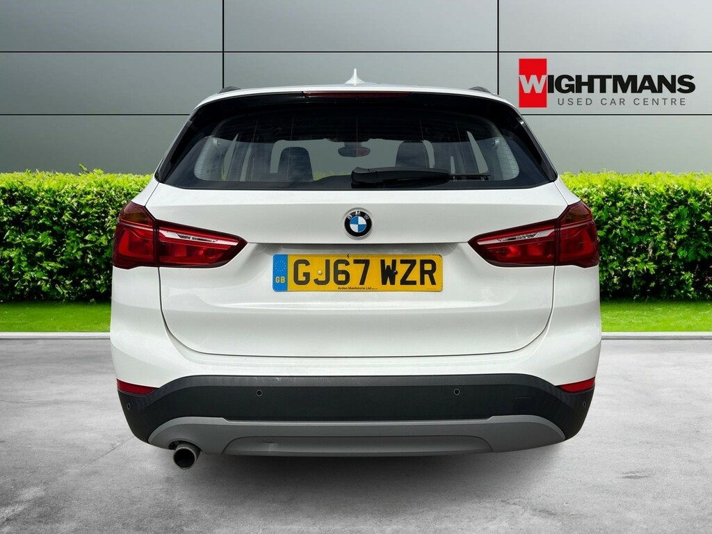 BMW X1 Suv 2.0 X1 Sdrive18d Se 2017 GJ67WZR White #6