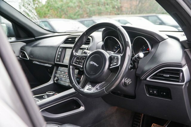 Jaguar F-Pace 2017 2.0 D180 R-sport Suv Awd Euro EY67JXD Grey #2