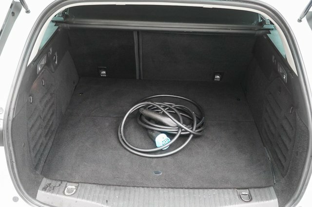 Renault Megane E-Tech Iconic E-tech White #43