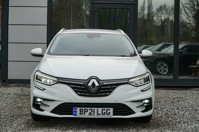 Renault Megane E-Tech Iconic E-tech White #32