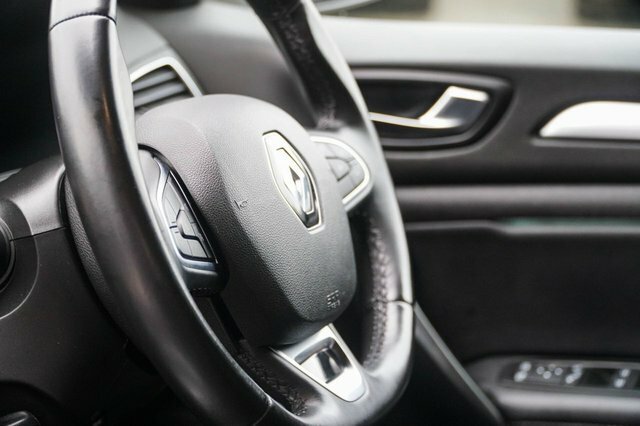 Renault Megane E-Tech Iconic E-tech White #29