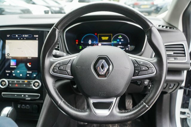 Renault Megane E-Tech Iconic E-tech White #53