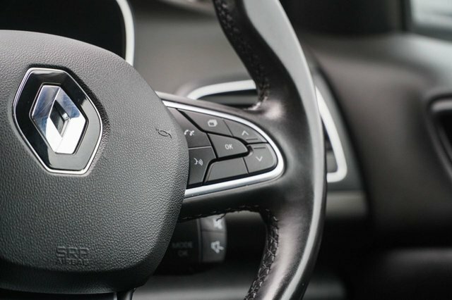 Renault Megane E-Tech Iconic E-tech White #39