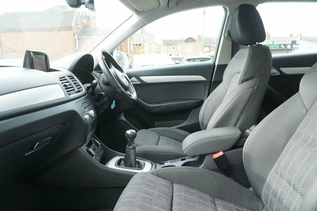 Audi Q3 2017 1.4 Tfsi Cod Sport Suv Euro White #4