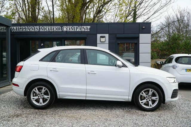 Audi Q3 2017 1.4 Tfsi Cod Sport Suv Euro White #3