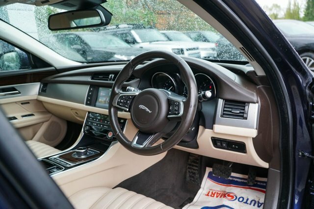 Jaguar XF 2017 2.0D Portfolio Saloon Euro 6 SH67VYV Blue #2
