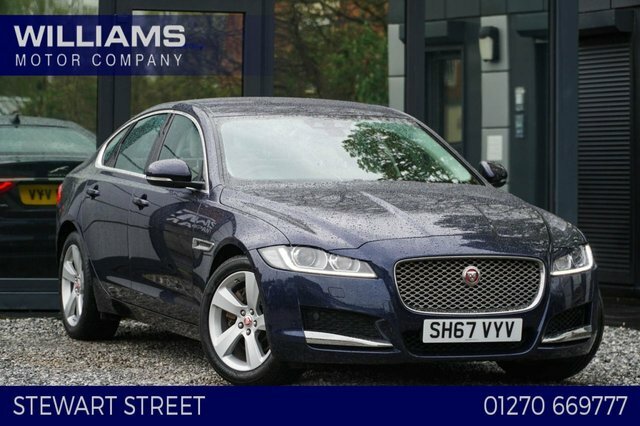 Jaguar XF 2017 2.0D Portfolio Saloon Euro 6 Blue