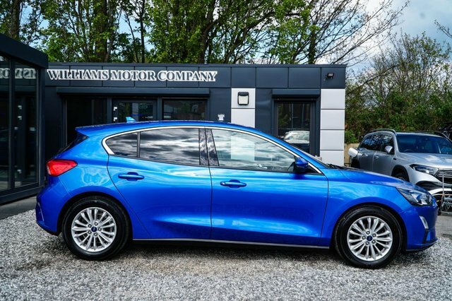 Ford Focus 2019 1.5 Ecoblue Titanium Hatchback Man BT69VPF Blue #3