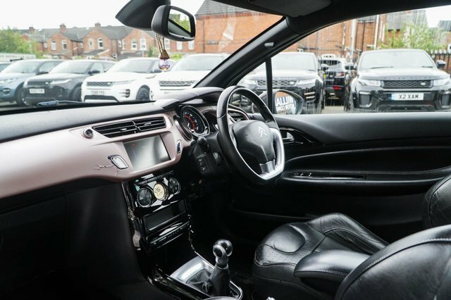 DS DS 3 2017 1.2 Puretech Givenchy Le Makeup Hatchback YJ66PTC White #5