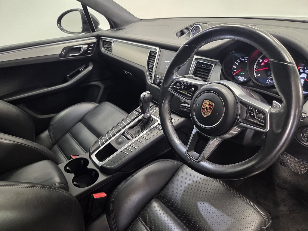Porsche Macan 3.6T V6 Turbo Suv Pdk 4Wd Euro 6 Ss Black #5