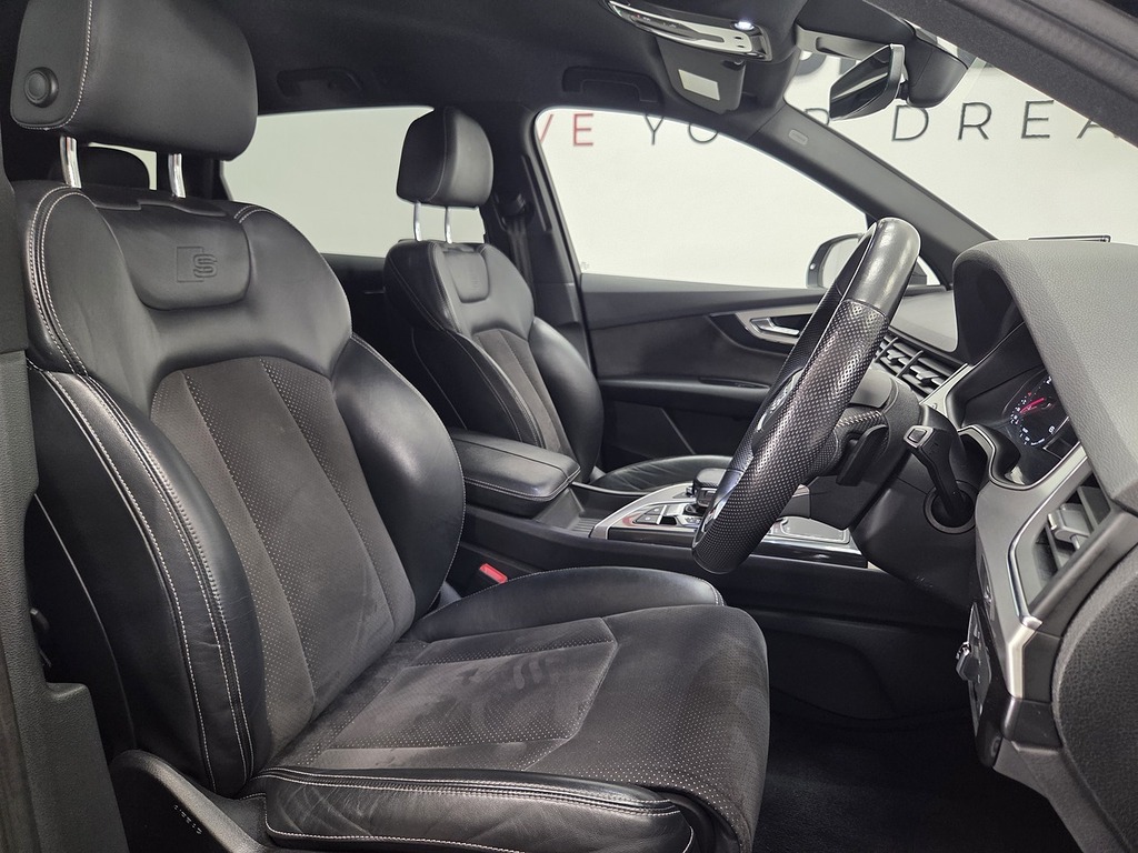 Audi Q7 Tdi V6 S Line Suv 3.0 YA66WSZ Black #2