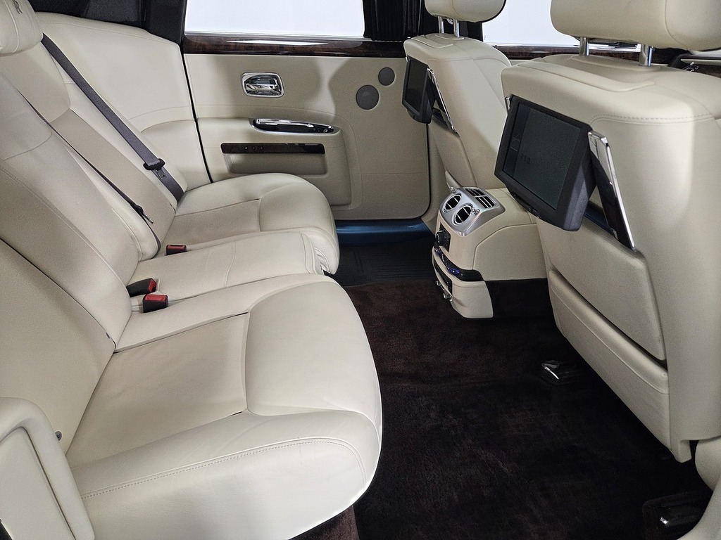 Rolls-Royce Ghost  Blue #12