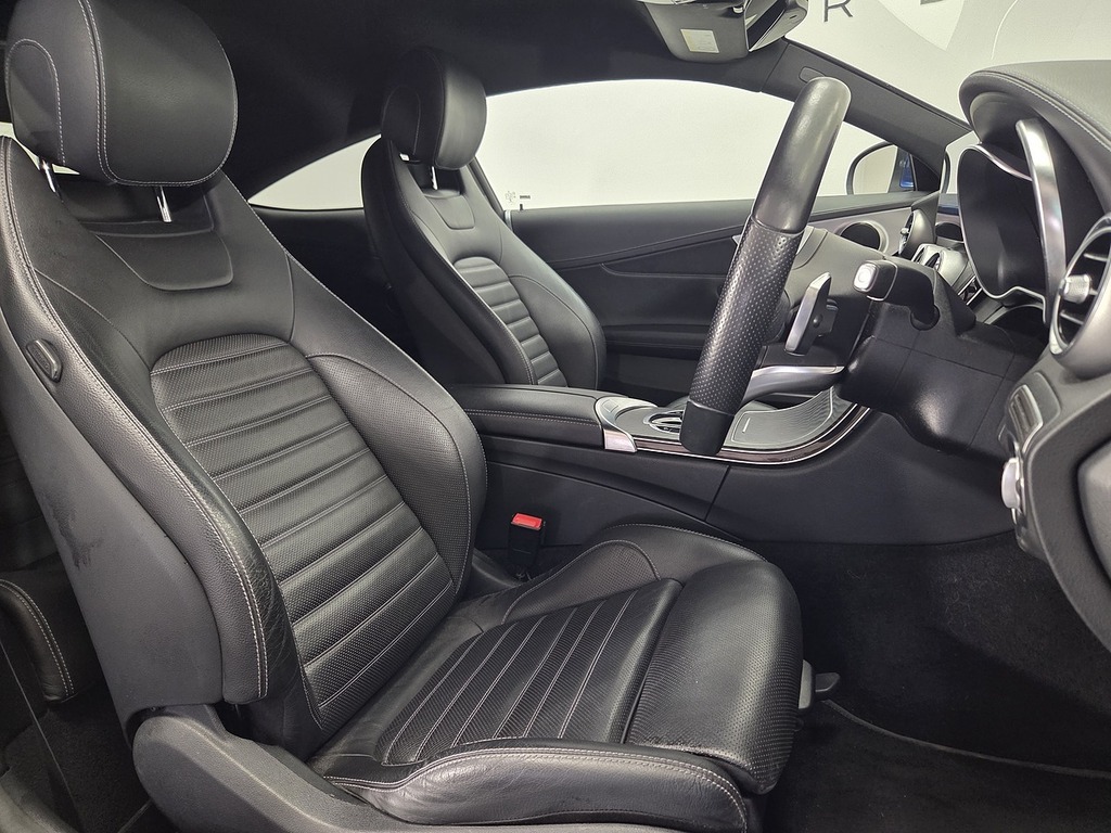 Mercedes-Benz C Class 2.0 C220d Amg Line Edition Coupe G-tron Blue