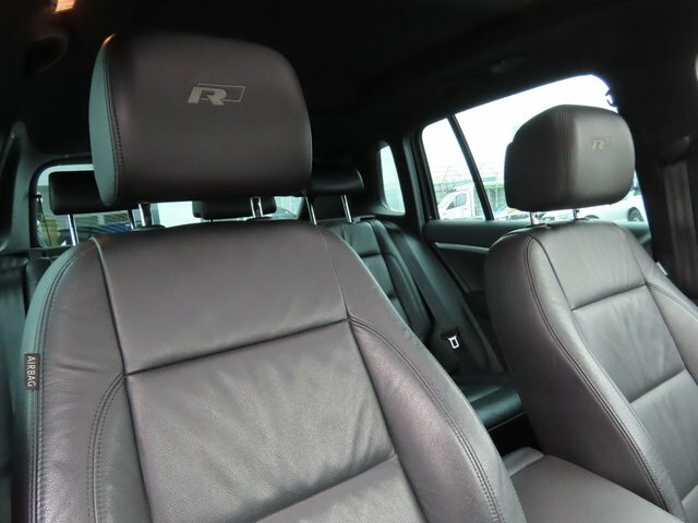 Volkswagen Tiguan 2014 2.0 Tdi Bluemotion Tech R-line Suv VX64WVL Black #3