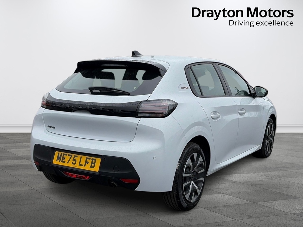 Peugeot 208 1.2 Puretech Style Hatchback ME75LFB White #6