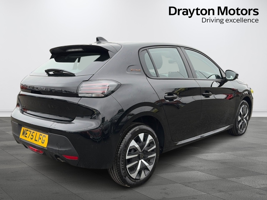Peugeot 208 1.2 Puretech Style Hatchback ME75LFG Black #6