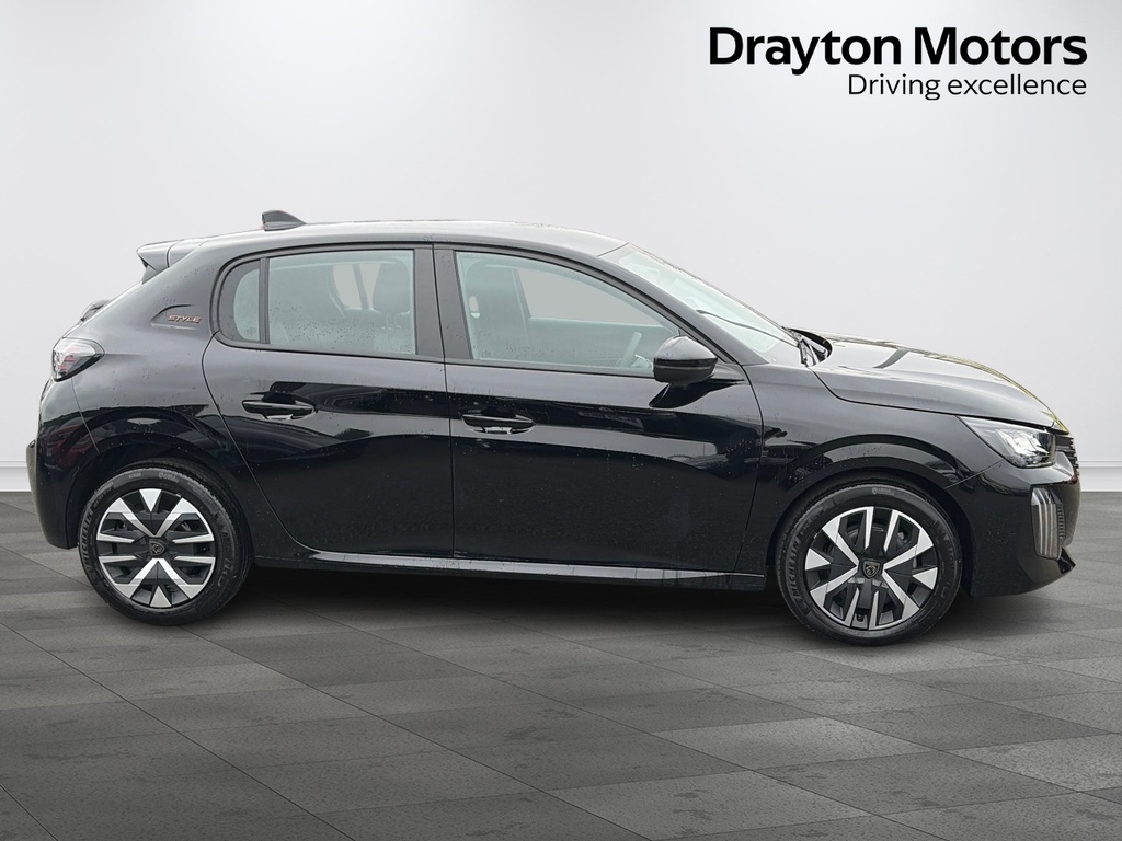 Peugeot 208 1.2 Puretech Style Hatchback ME75LFG Black #5