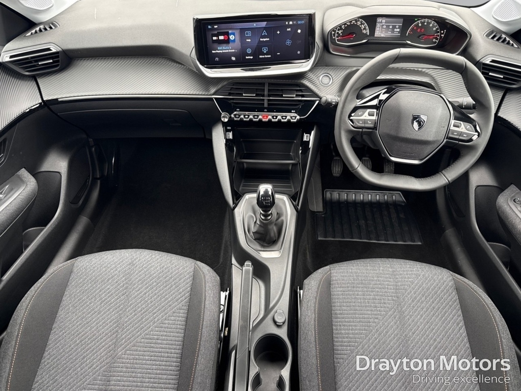 Peugeot 208 1.2 Puretech Style Hatchback MP75AXG White #2