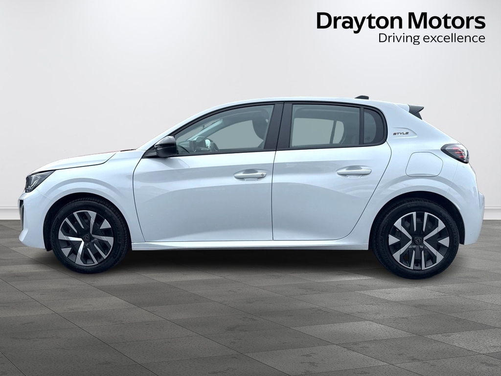 Peugeot 208 1.2 Puretech Style Hatchback MP75AXK White #5