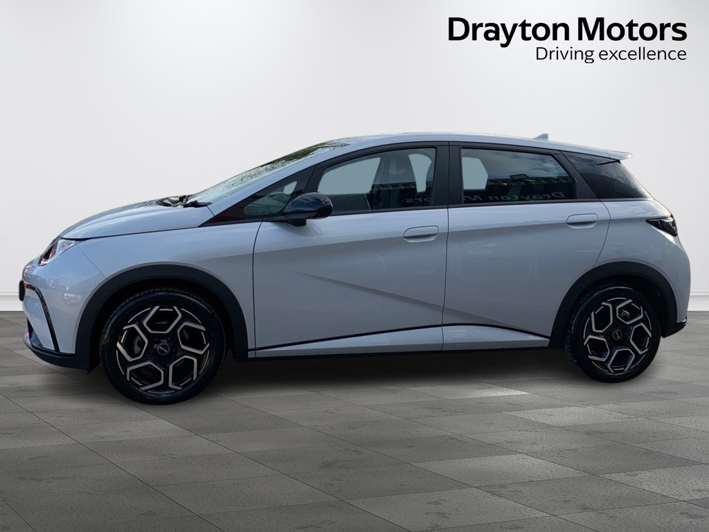 Byd Dolphin 60.48Kwh Comfort Hatchback FT75JNN White #5
