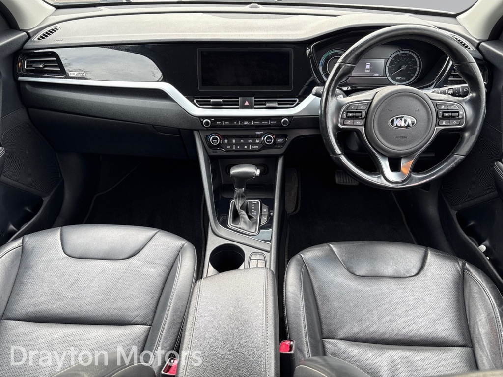 Kia Niro 1.6 Gdi 3 Suv Hybrid Dct White #2