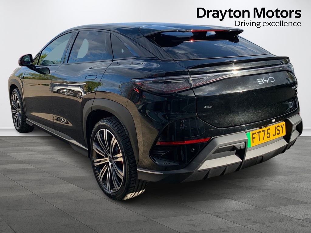 Byd Sealion 7 91.3Kwh Excellence Suv Awd FT75JSY Black #6