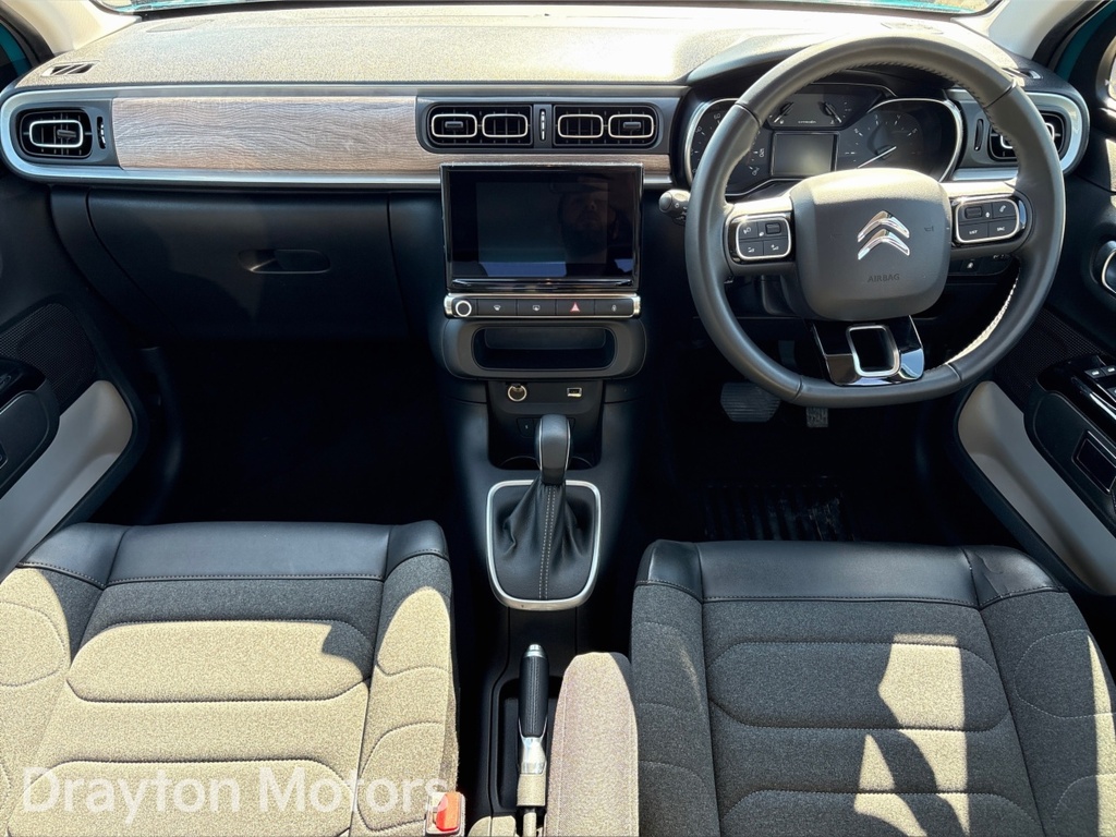 Citroen C3 1.2 Puretech Shine Plus Hatchback Eat6 AF23GWY Blue #2