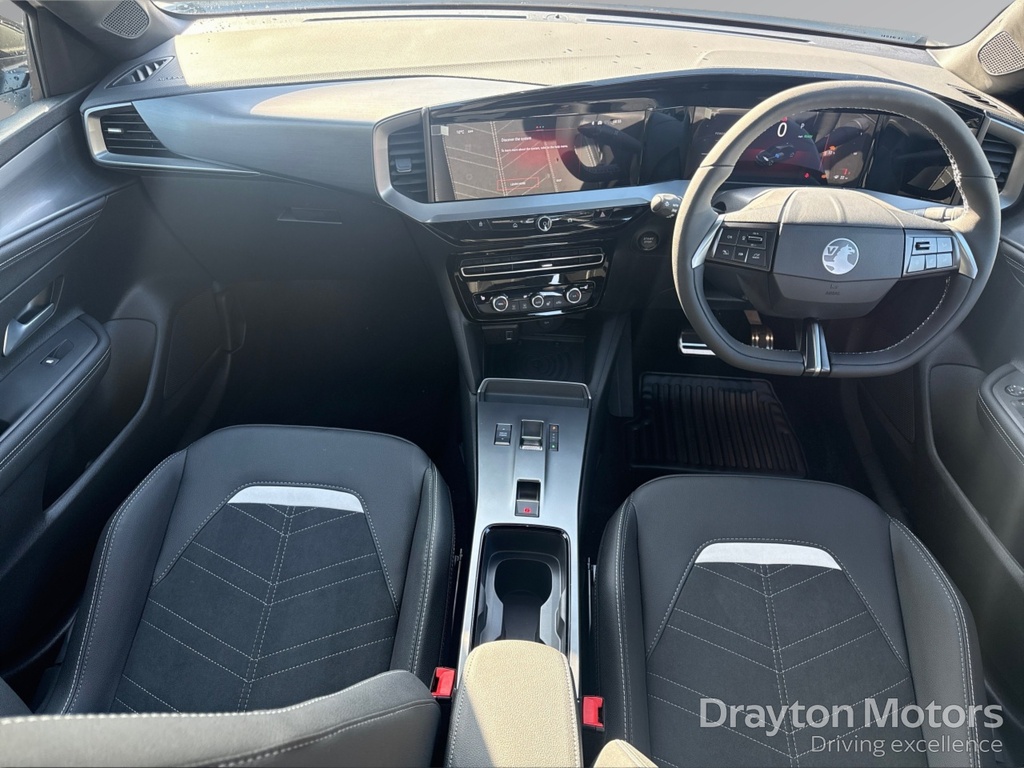 Vauxhall Mokka-e 54Kwh Ultimate Suv FV26EAJ White #2