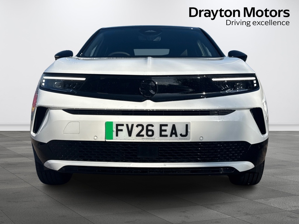 Vauxhall Mokka-e 54Kwh Ultimate Suv FV26EAJ White #3
