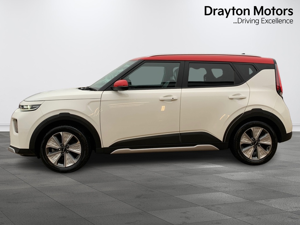 Kia Soul 64Kwh Explore Suv White #5