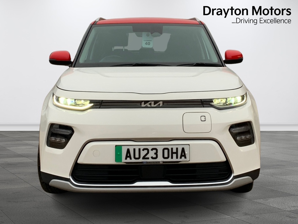 Kia Soul 64Kwh Explore Suv White #3