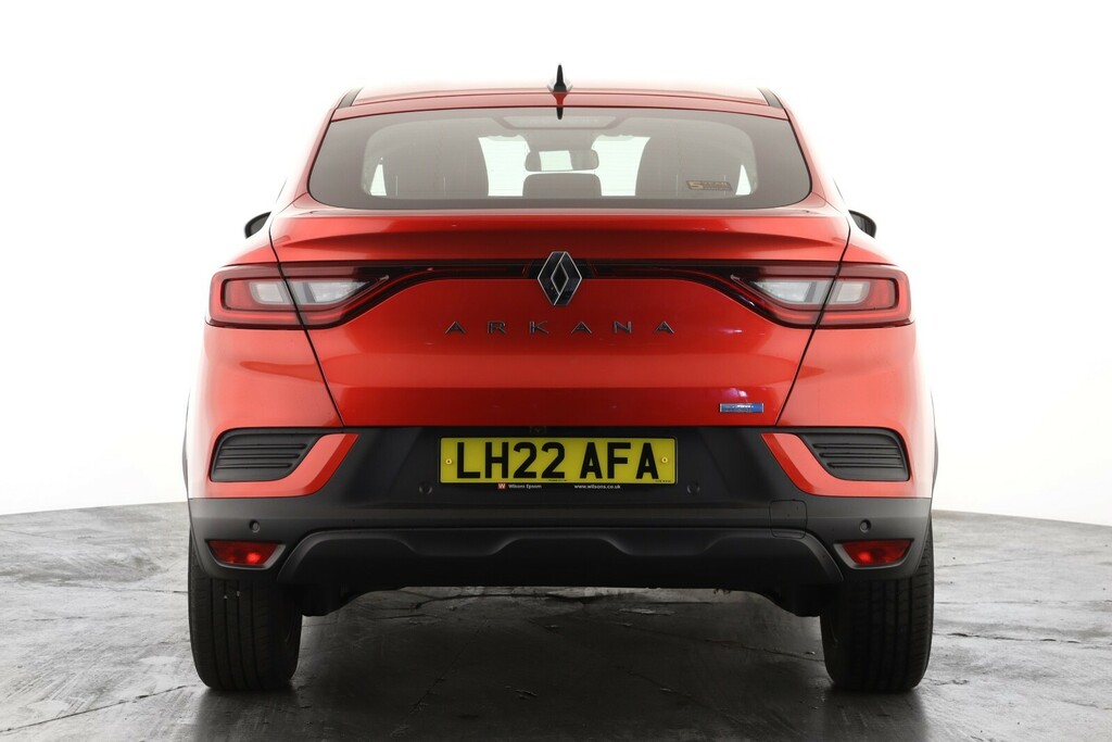 Renault Arkana 1.6 E-tech Hybrid 145 Iconic