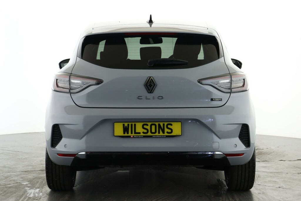 Renault Clio 1.6 E-tech Full Hybrid 145 Techno Grey