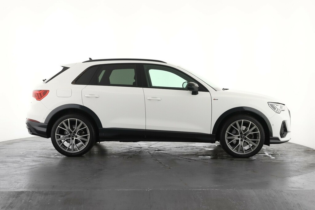 Audi Q3 45 Tfsi Quattro Vorsprung S Tronic MC19UGT White #4