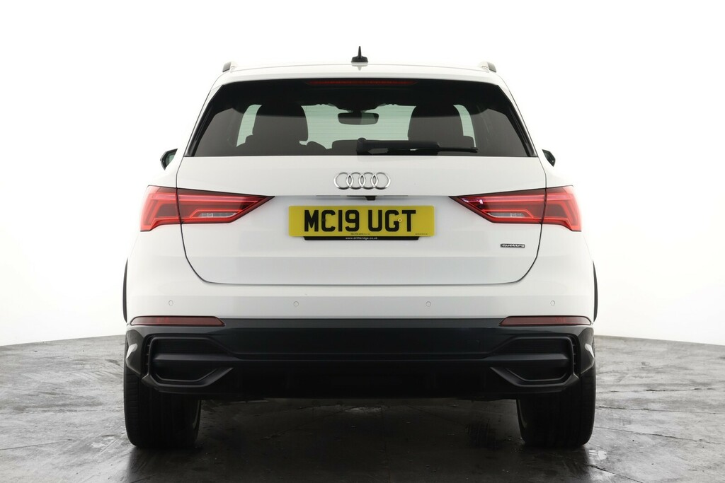 Audi Q3 45 Tfsi Quattro Vorsprung S Tronic MC19UGT White #2