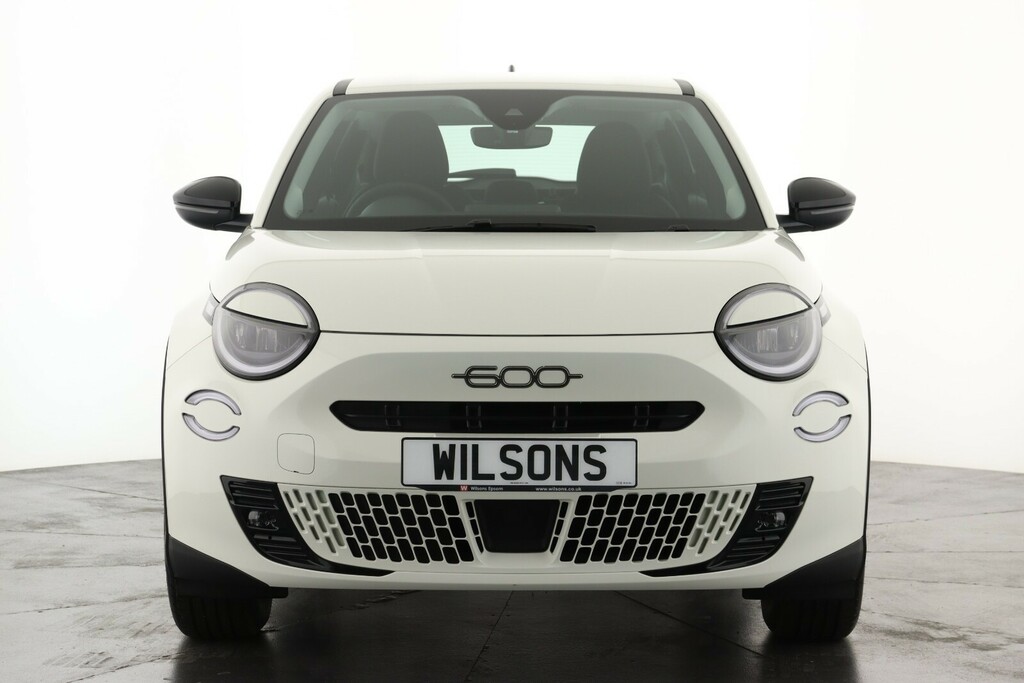 Fiat 600e 115Kw Red 54Kwh White #5