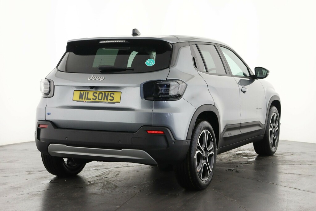 Jeep Avenger 1.2 E-hybrid Summit Dct LJ26FOV #2