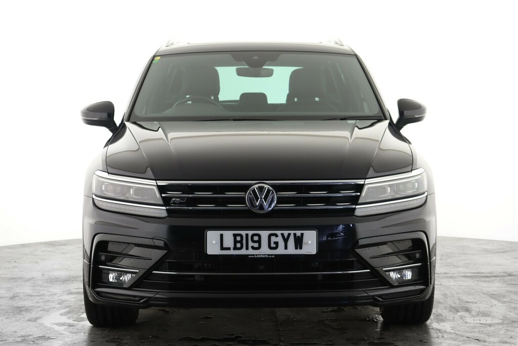 Volkswagen Tiguan 1.5 Tsi Evo 150 R-line Dsg LB19GYW Black #5
