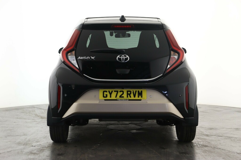 Toyota Aygo X 1.0 Vvt-i Edge GY72RVM Beige #2