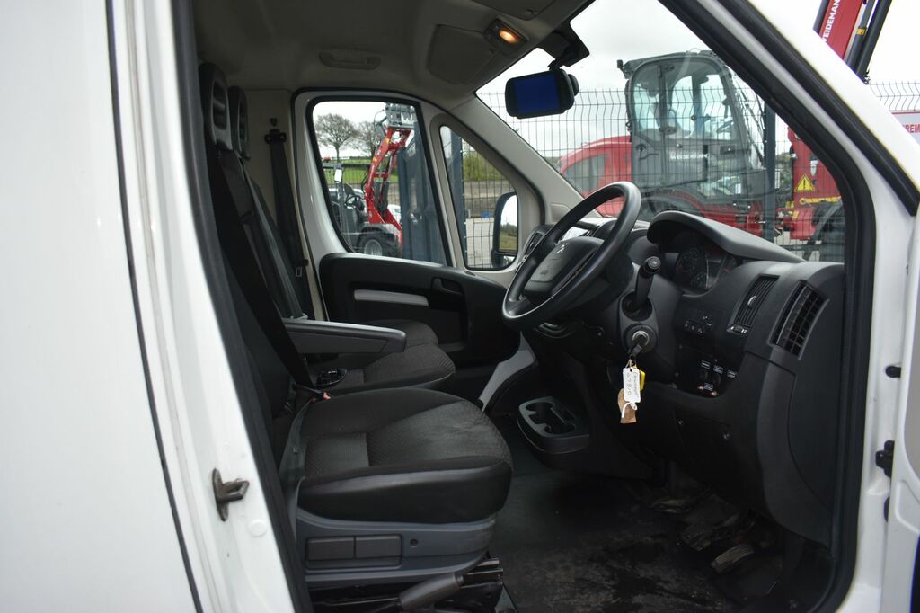 Peugeot Boxer Diesel NX21CWT White #4