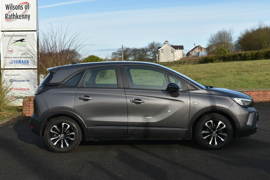 Vauxhall Crossland Suv YE22NBL Grey #2