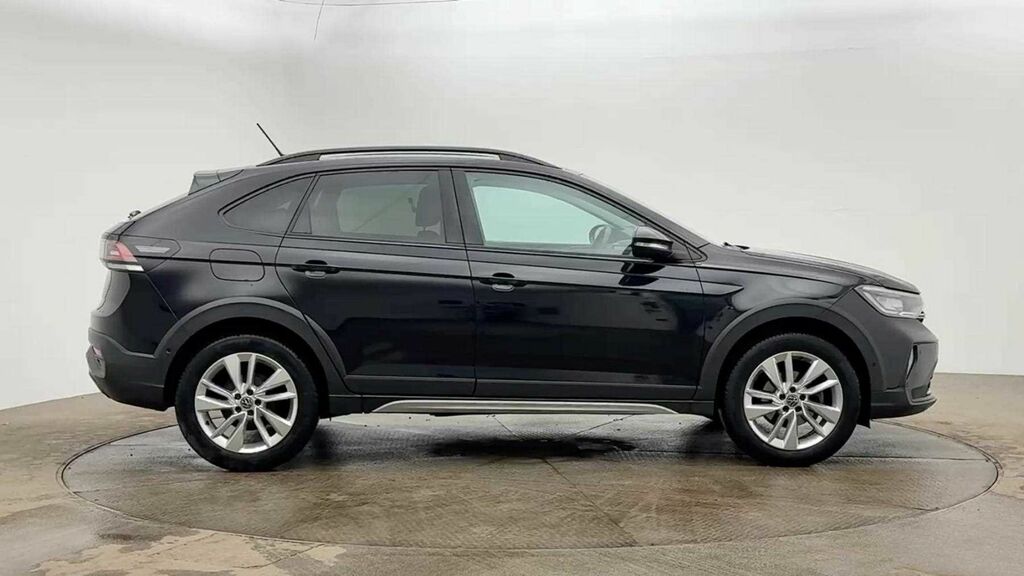 Volkswagen Taigo Suv YG23VWL Black #4